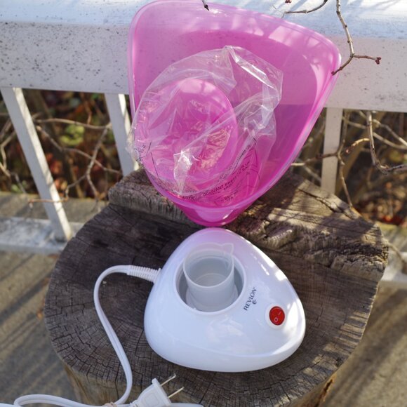 Revlon Sauna Illuminate Facial - Picture 4 of 5